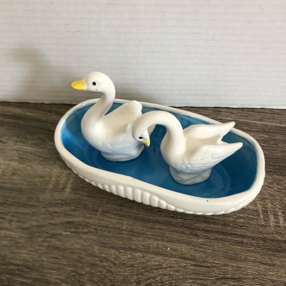 Vtg Ceramic Swan Centrepiece - Picture 2 of 16